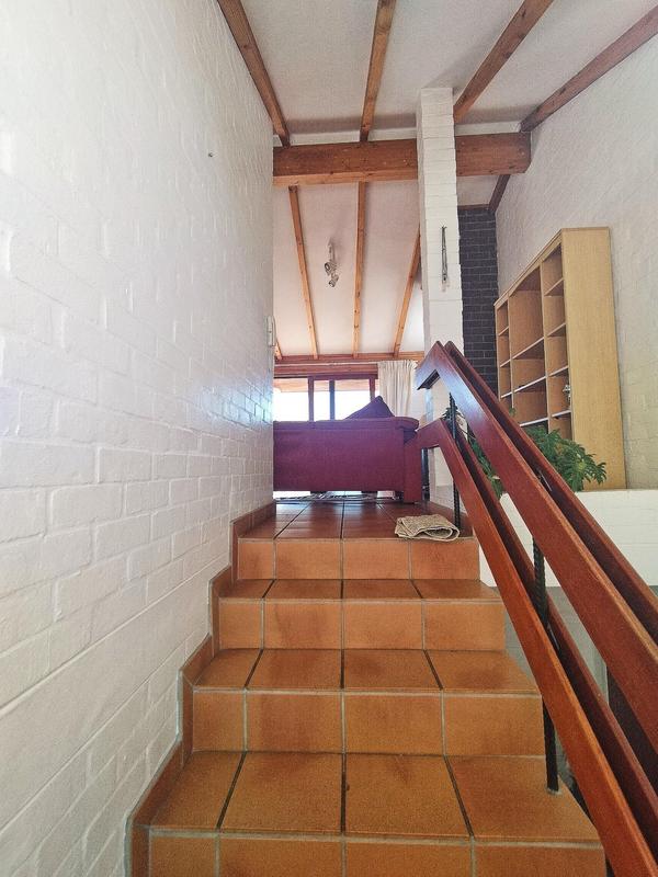 To Let 1 Bedroom Property for Rent in Llandudno Western Cape